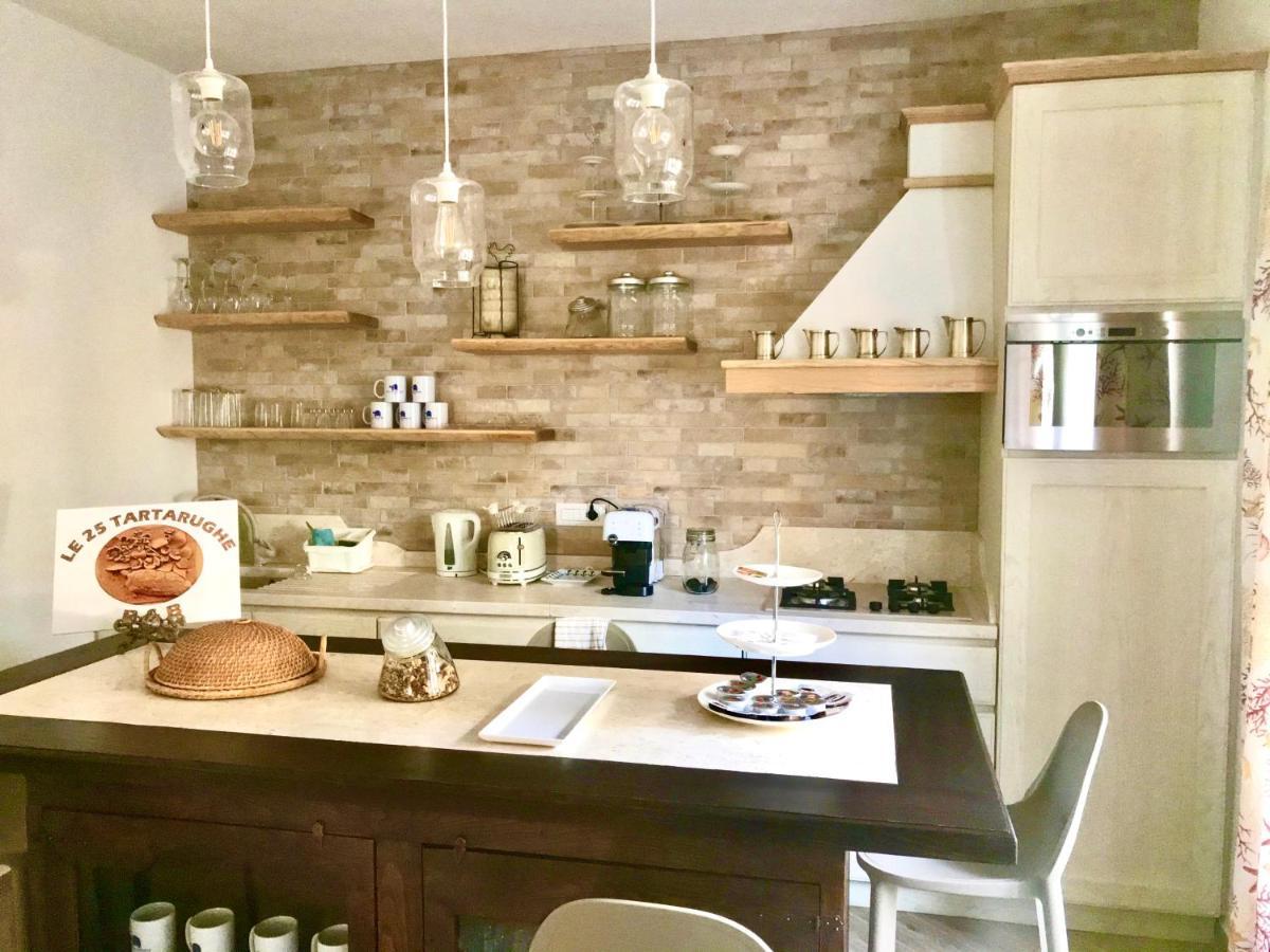 Bed and Breakfast Le 25 Tartarughe Санта-Тереза-Галлура Экстерьер фото