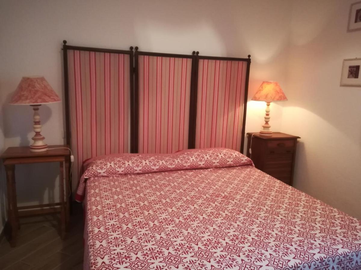 Bed and Breakfast Le 25 Tartarughe Санта-Тереза-Галлура Экстерьер фото