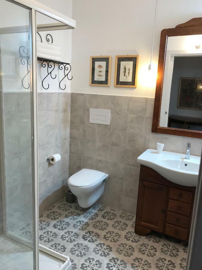 Bed and Breakfast Le 25 Tartarughe Санта-Тереза-Галлура Экстерьер фото